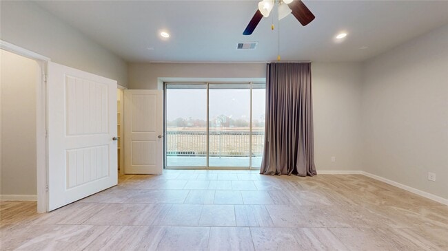 Building Photo - 1406 Veranda Mist