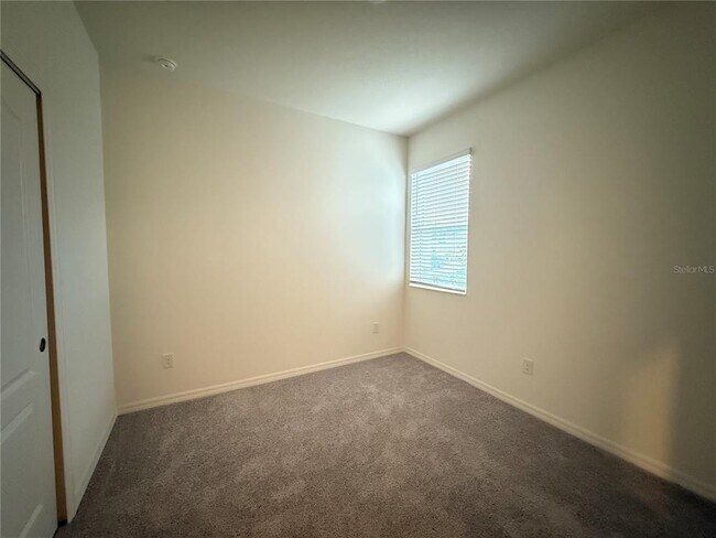 Building Photo - 10322 Star Flower Ln