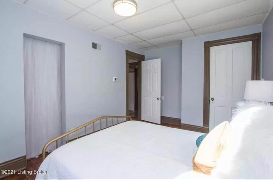 Building Photo - 2514 S 4th St