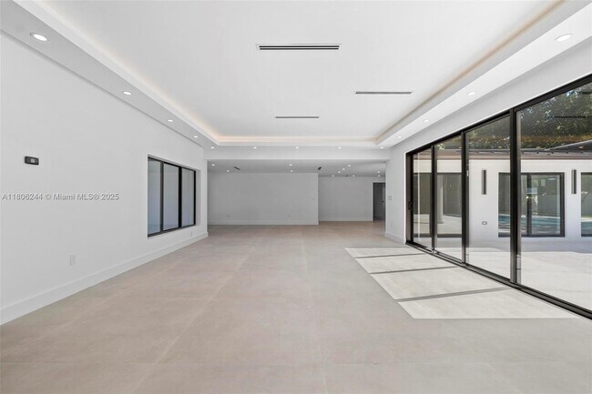 Building Photo - 7530 SW 134th St