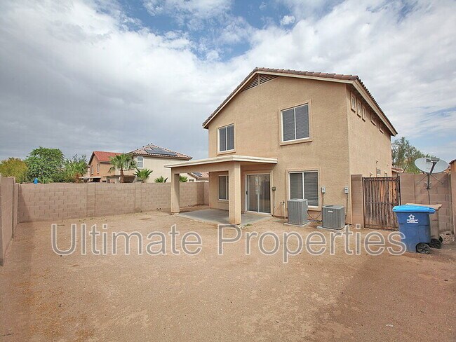 Building Photo - 21983 W Gardenia Dr