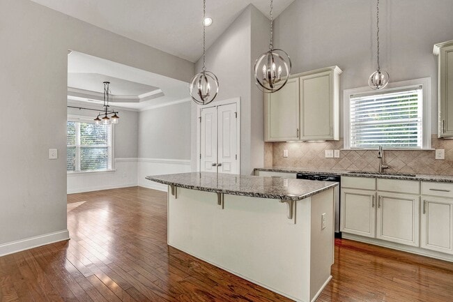 Building Photo - Don't miss this RARE opportunity! Spectacular 4 bed 3 bath RANCH style home Coming Soon!