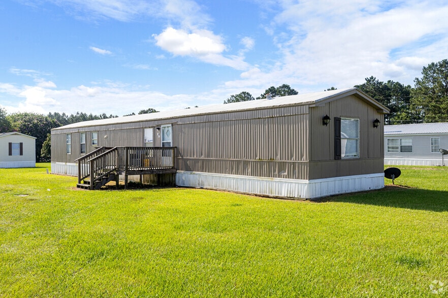 Pine Terrace - Primary - Pine Terrace