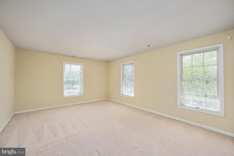Building Photo - 2725 Oldewood Dr