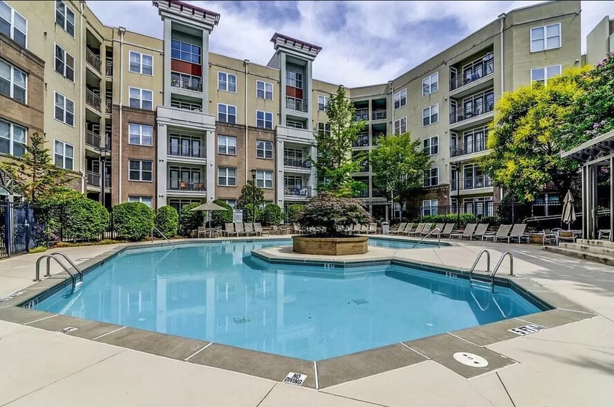 Building Photo - 390 17th St NW