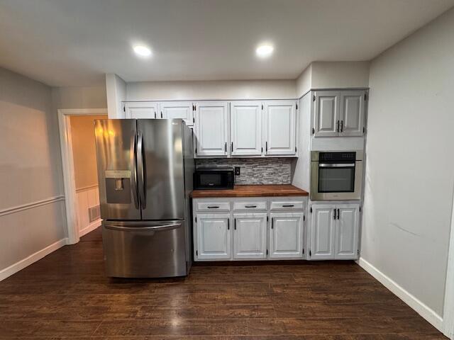 Building Photo - 1831 Huckleberry Dr