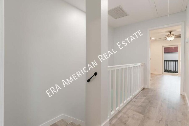 Building Photo - 228 Amberjack Dr