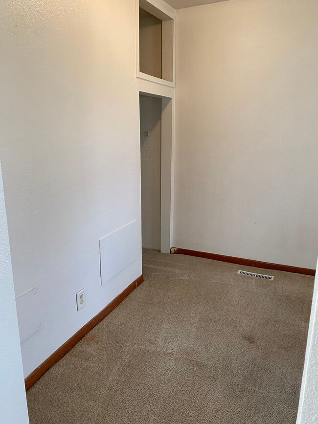 Building Photo - 1 Bed 1 Bath