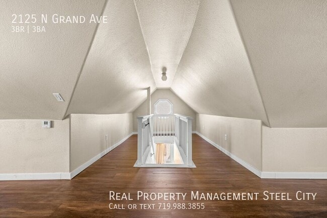 Building Photo - 2125 N Grand Ave