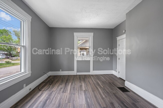 Building Photo - 4616 Ward St