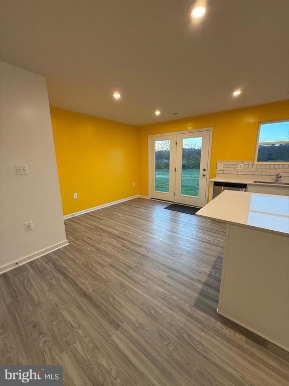 Building Photo - 179 Olympus Rd