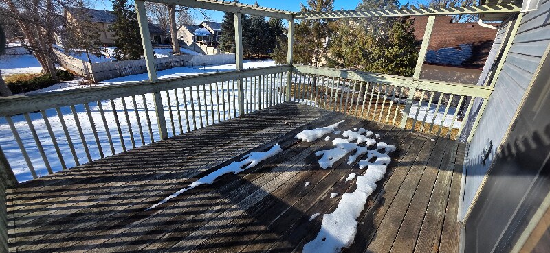 Building Photo - 9231 Queens Garden N