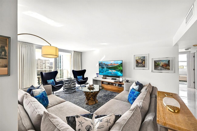 Building Photo - 1880 S Ocean Dr