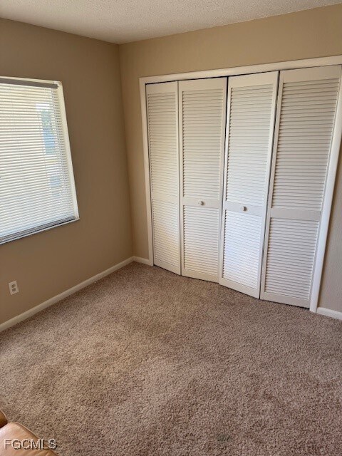 Building Photo - 4420 Santa Barbara Blvd