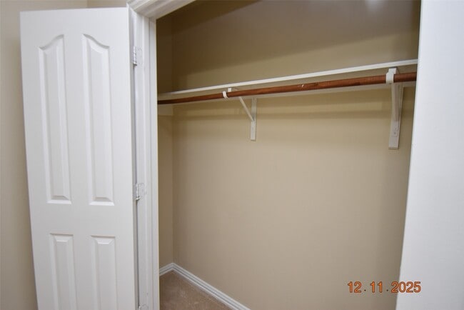 Building Photo - 10806 Clear Arbor Ln