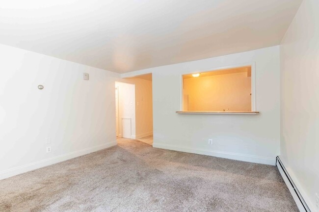 Building Photo - Private 1 Bedroom 1 Bathroom Condo in Cide...