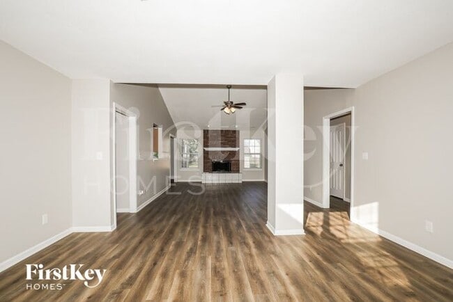 Building Photo - 9626 Piper Lake Dr