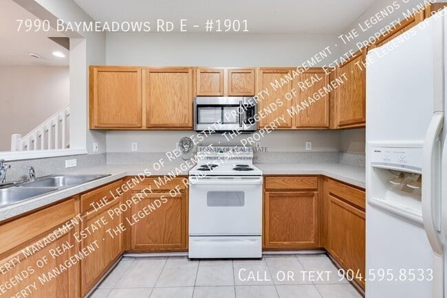 Building Photo - 7990 Baymeadows Rd E