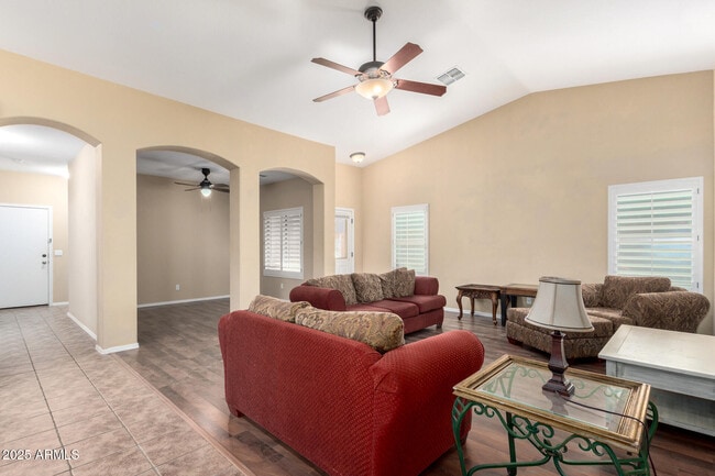 Building Photo - 44087 Granite Dr