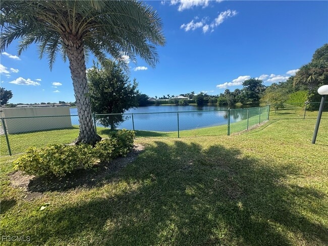 Building Photo - 13115 Feather Sound Dr