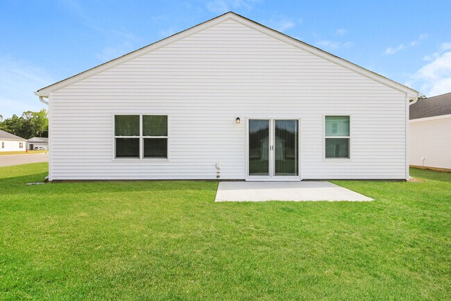 Building Photo - Charming 3 Bedroom Home in Wilmington