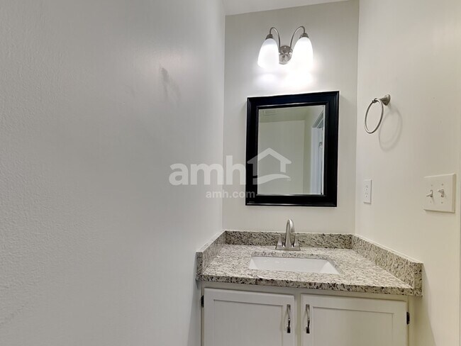 Building Photo - 5001 Open Meadow Dr