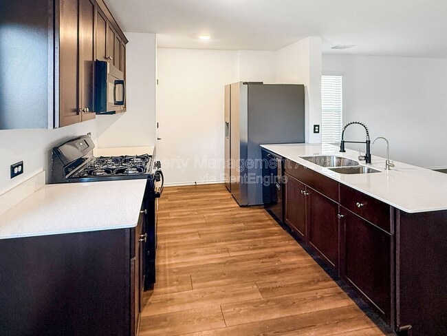 Building Photo - 1512 Deerchase Dr