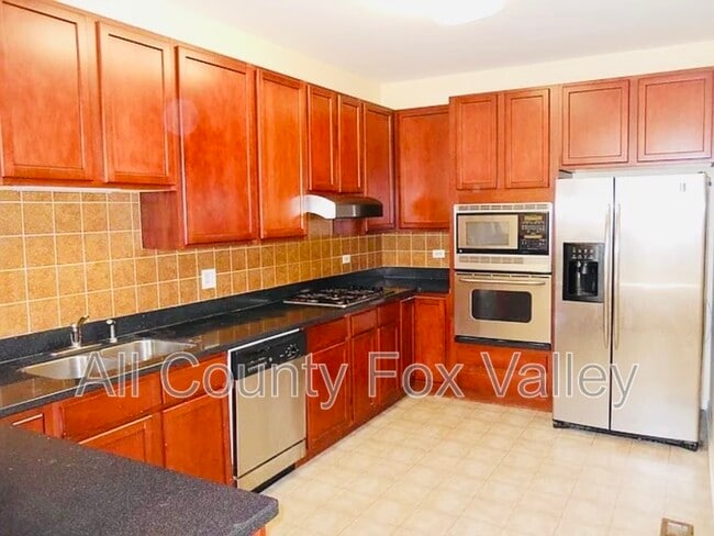 Building Photo - 1119 Loganbury Ct