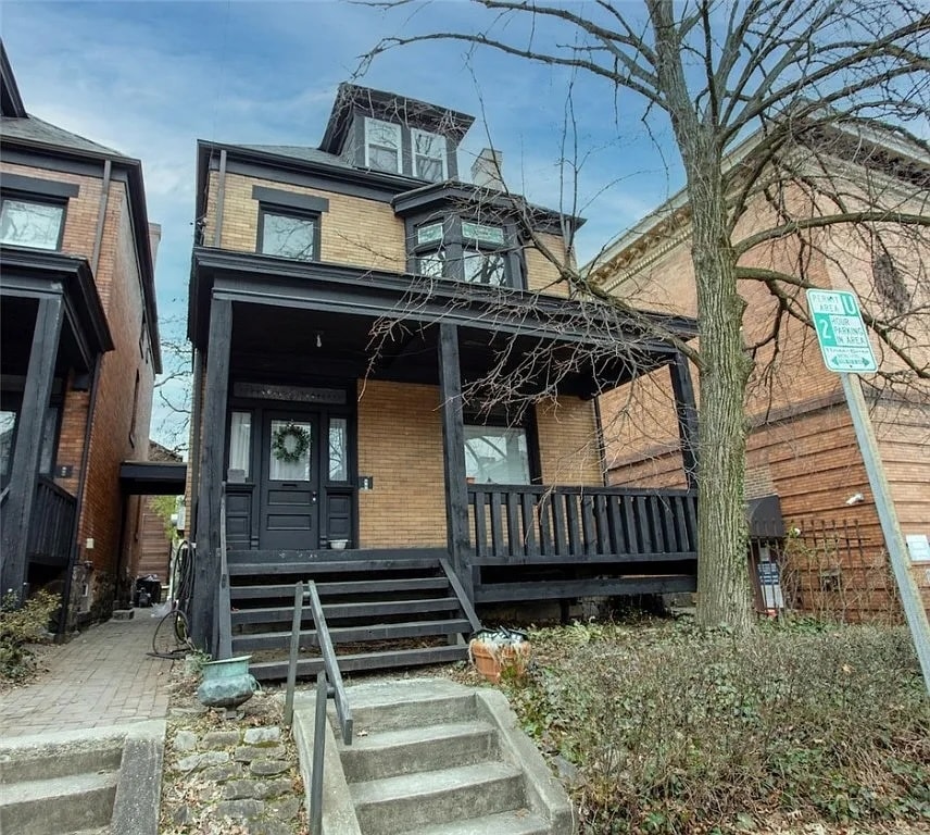 Building Photo - 710 Filbert St