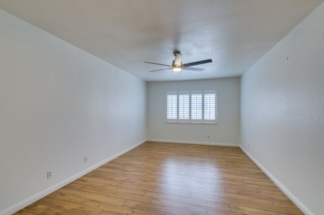 Building Photo - 2838 Dawn Crossing Dr