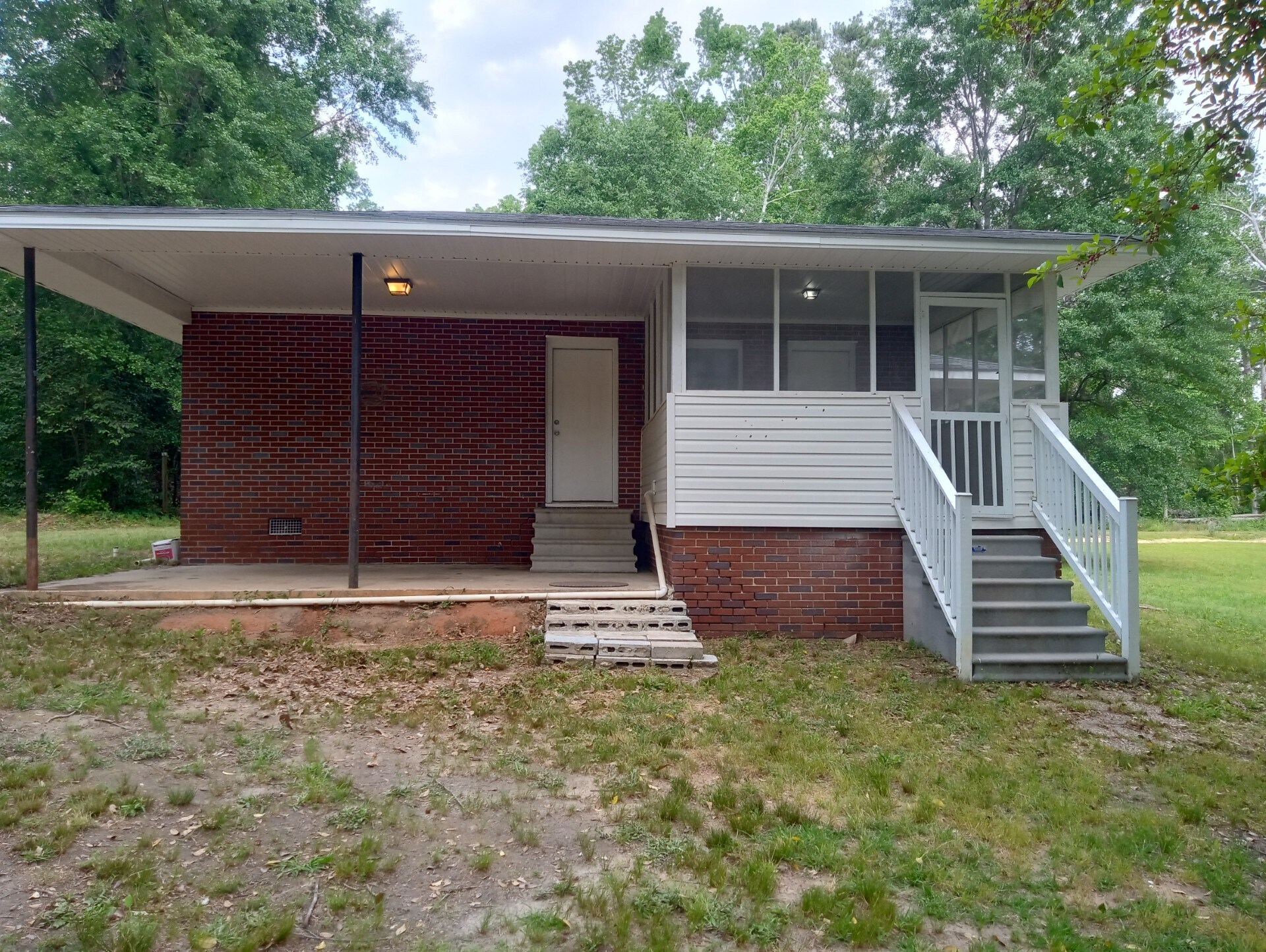 Building Photo - 244 Parker Dr