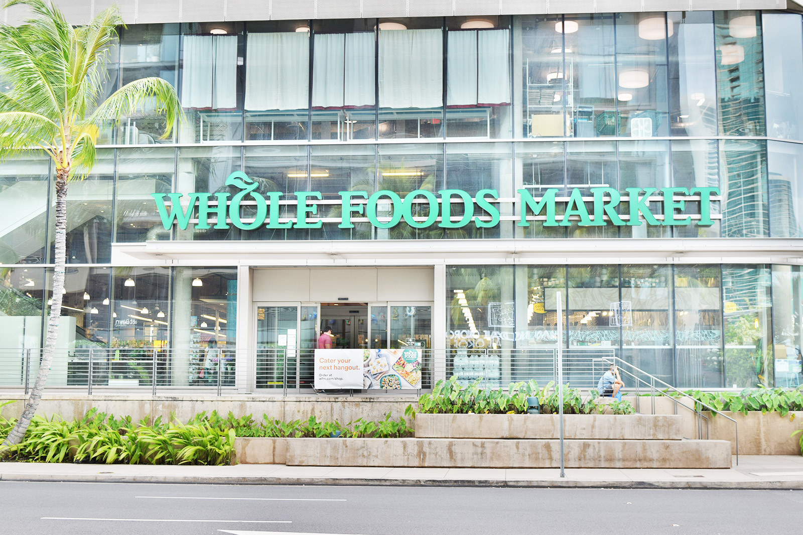 Wholefoods - 1001 Queen St