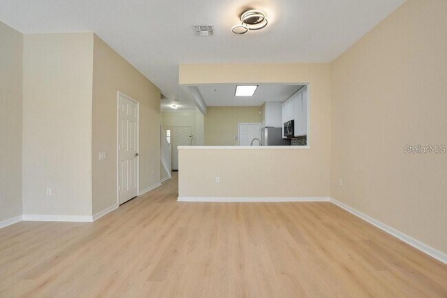 Building Photo - 3393 Shallot Dr