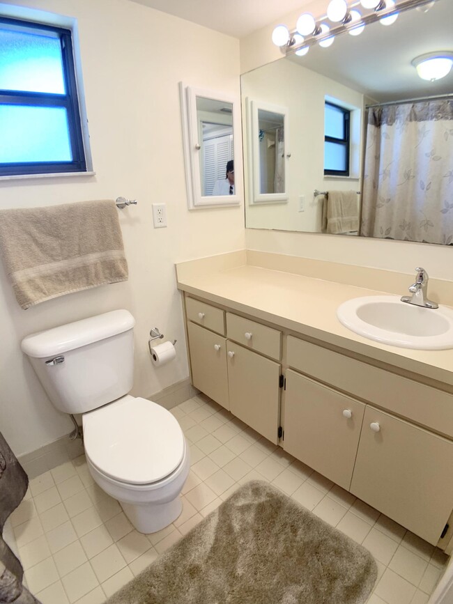 Building Photo - 11863 Wimbledon Cir