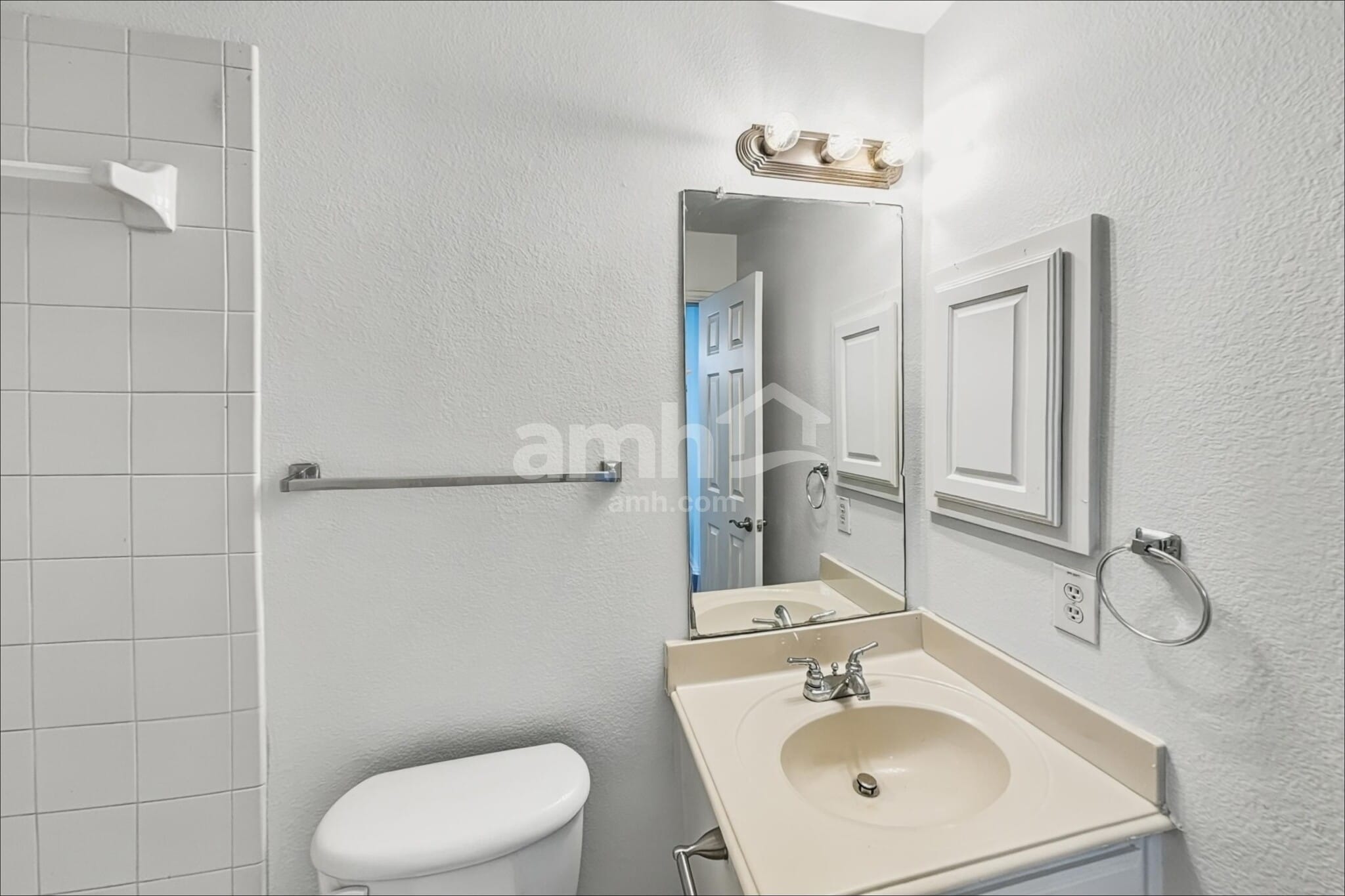 Building Photo - 1009 Atlanta Dr