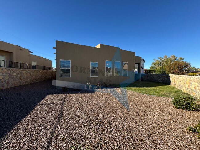 Building Photo - 3127 Agua Ladoso Ave