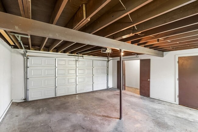Building Photo - 13205 Kit Ln
