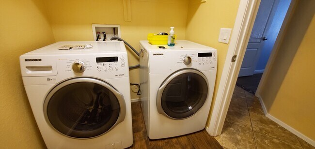 Laundry room with WASHER DRYER INCLUDED - 4167 E Sundance Ave