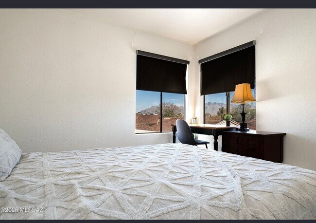 Building Photo - Spacious 3BR Townhome in Tucson