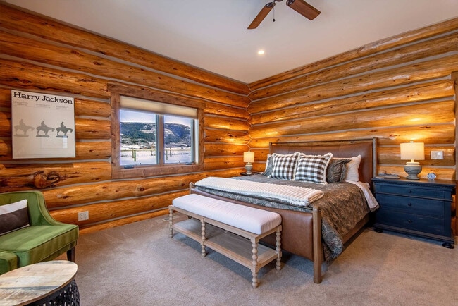 Building Photo - 1330 Larsen Ln