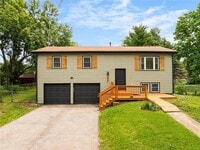 Building Photo - 804 S Montclaire Dr