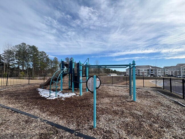 Building Photo - Stunning 4BD, 3.5BA Knightdale Townhome with a 2-Car Garage in an HOA Community