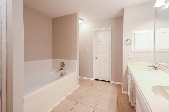 Building Photo - 19719 Morning Glory Terrace Ct