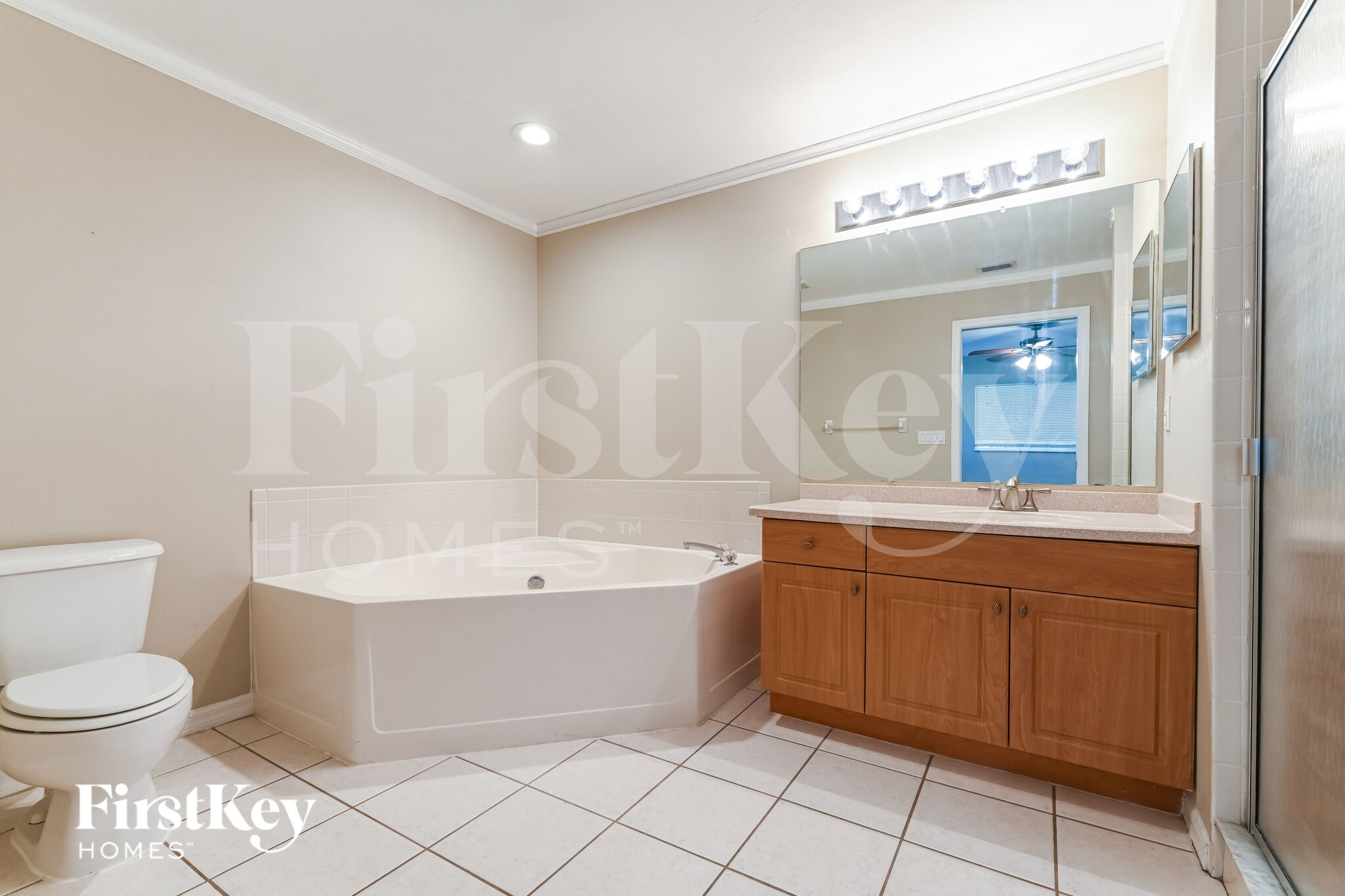 Building Photo - 1116 SW 47th St