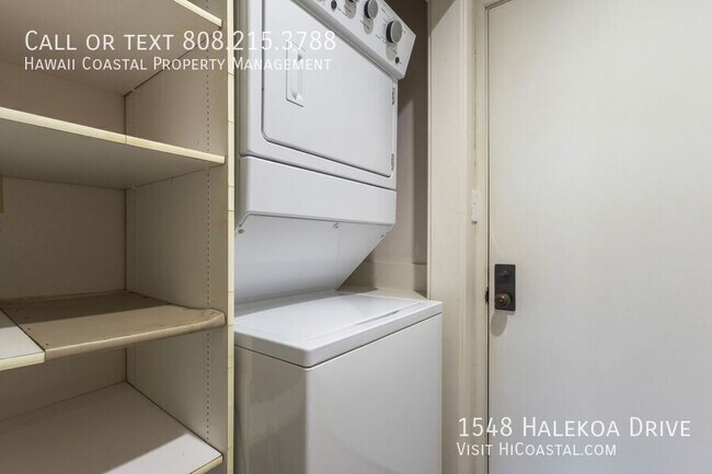 Building Photo - 1548 Halekoa Dr