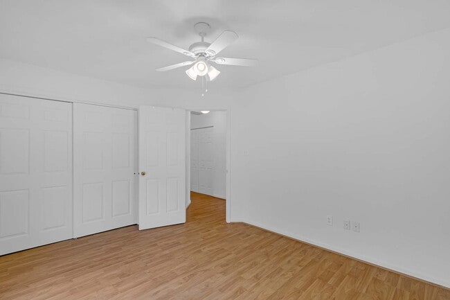 Building Photo - 417 Belmont Cir