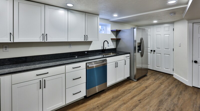 Building Photo - 350 W 2575 N