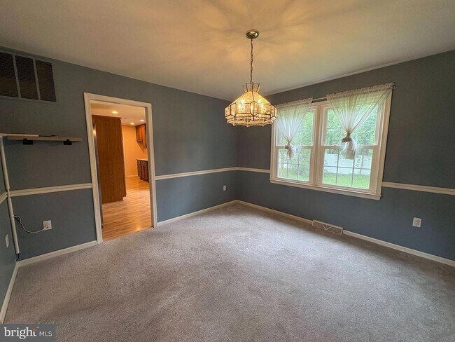 Building Photo - 5301 New Church Ct