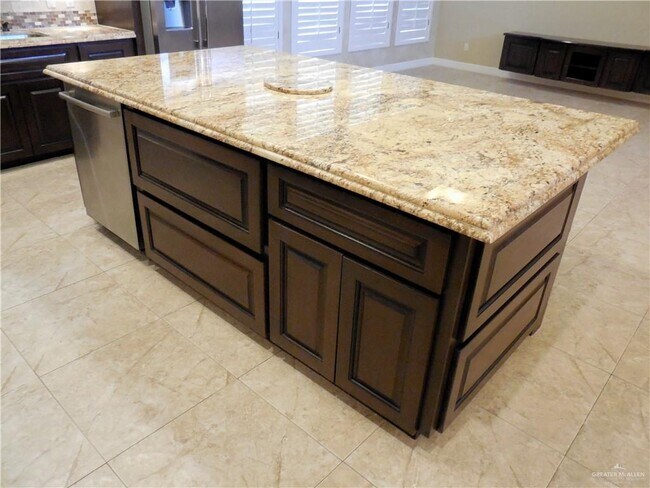 Building Photo - 35 N 23rd St