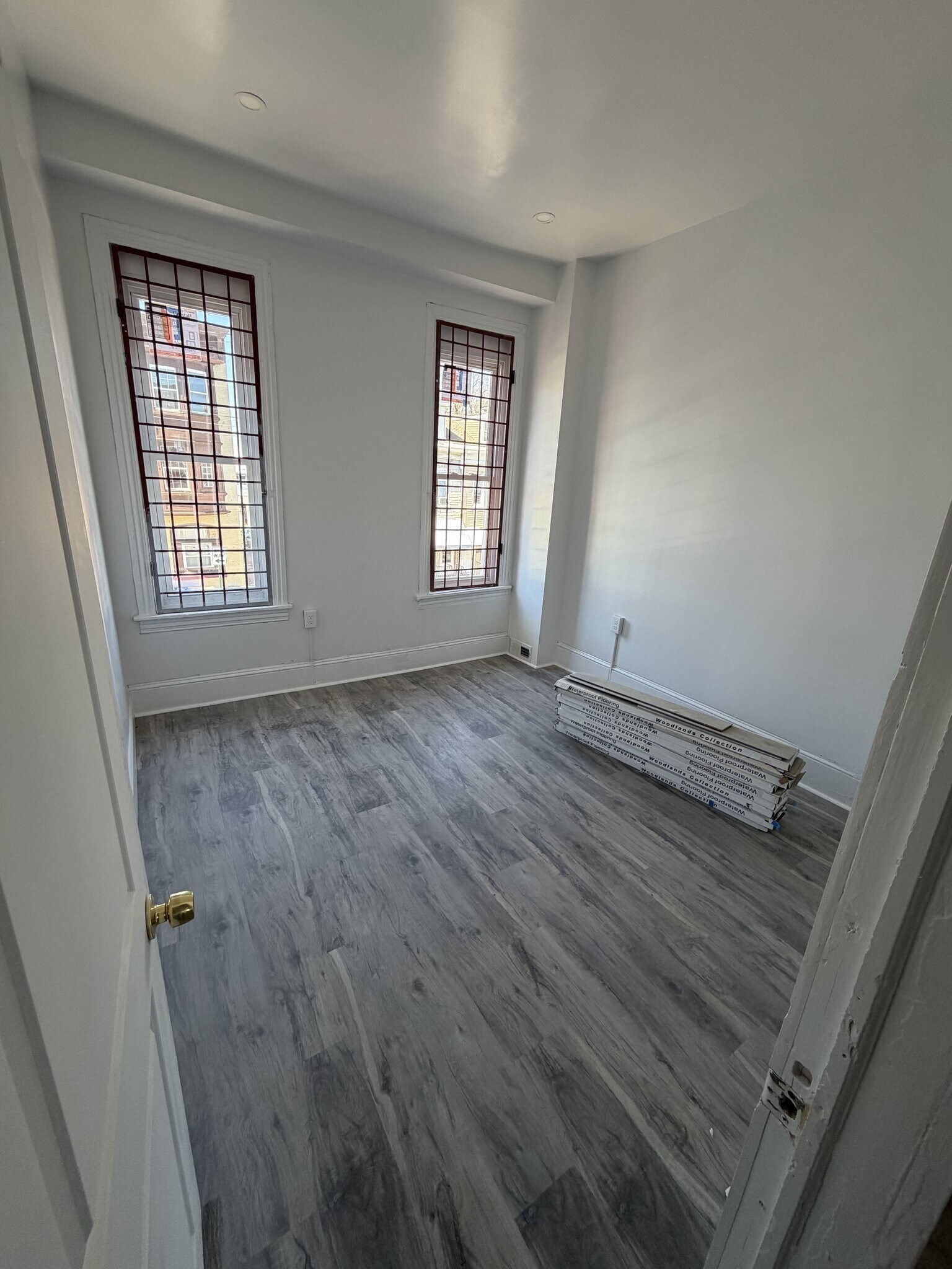 Building Photo - 415 S 10th St